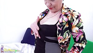 Old NannY Czech Grandma Milena Pulling Selffuck